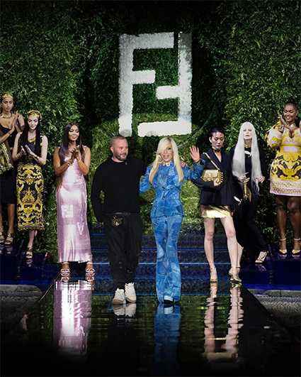 Кейт Мосс, Наоми Кэмпбелл, Джиджи Хадид, Деми Мур, Элизабет Херли и другие на совместном показе Versace и Fendi